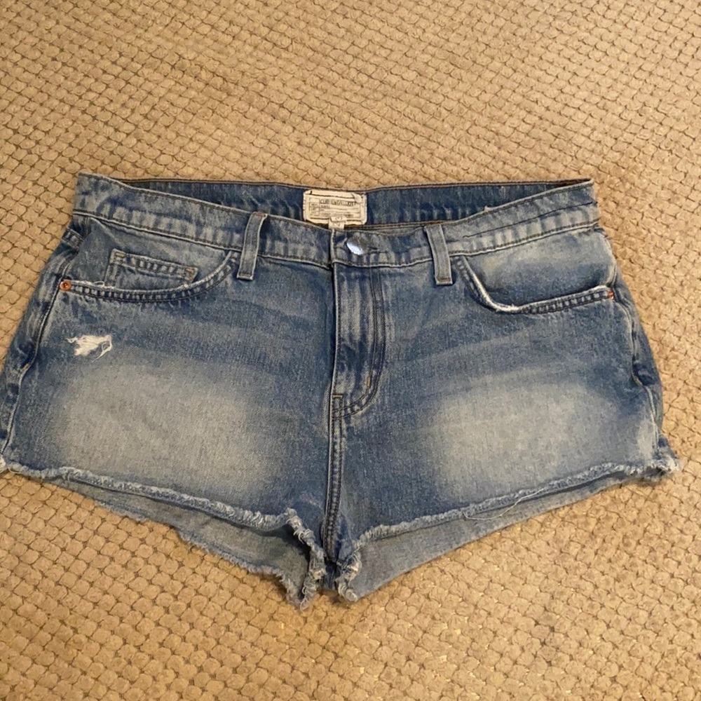 Woman’s jean short